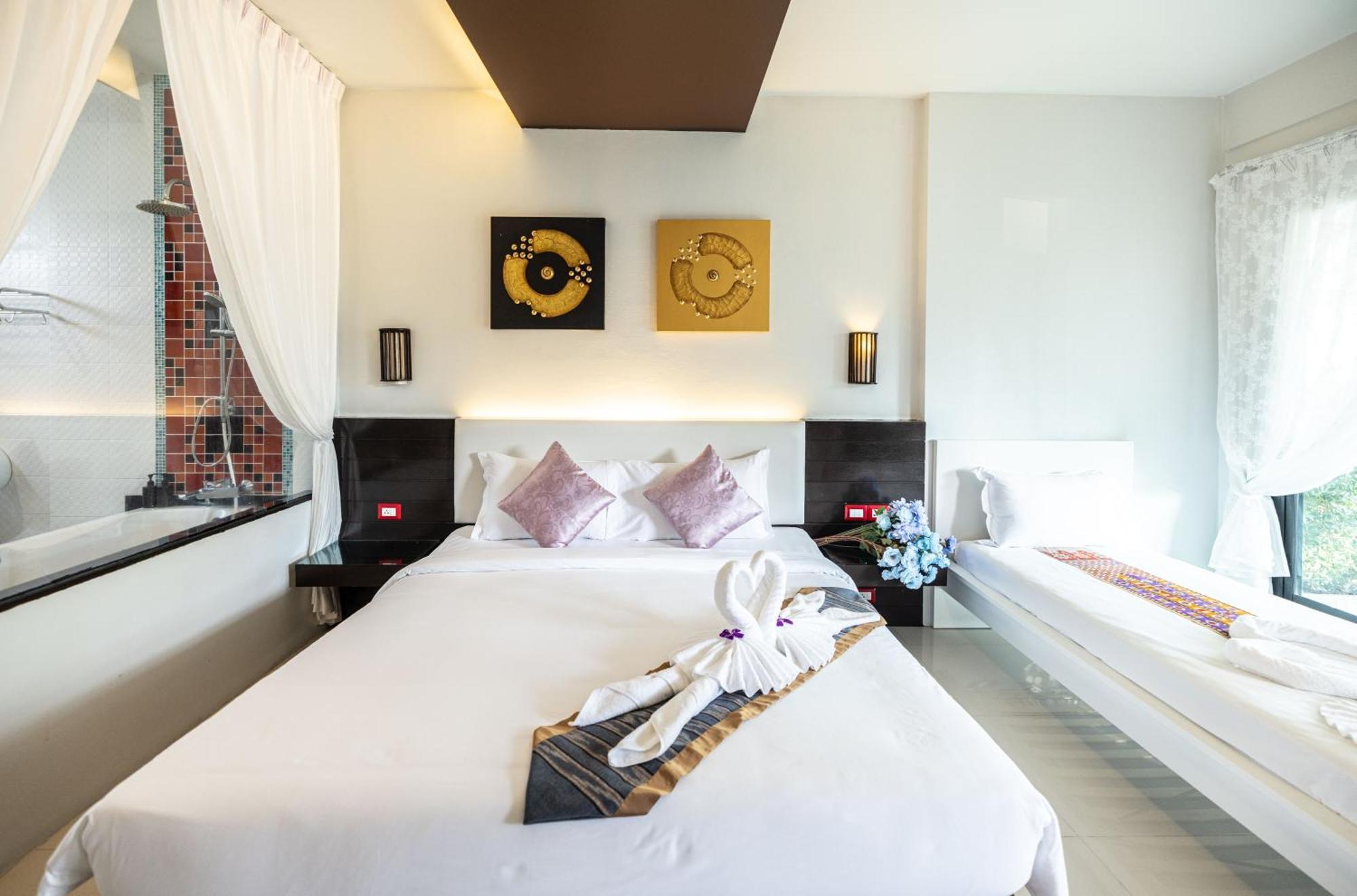 Blue Carina Hotel Пхукет Екстер'єр фото