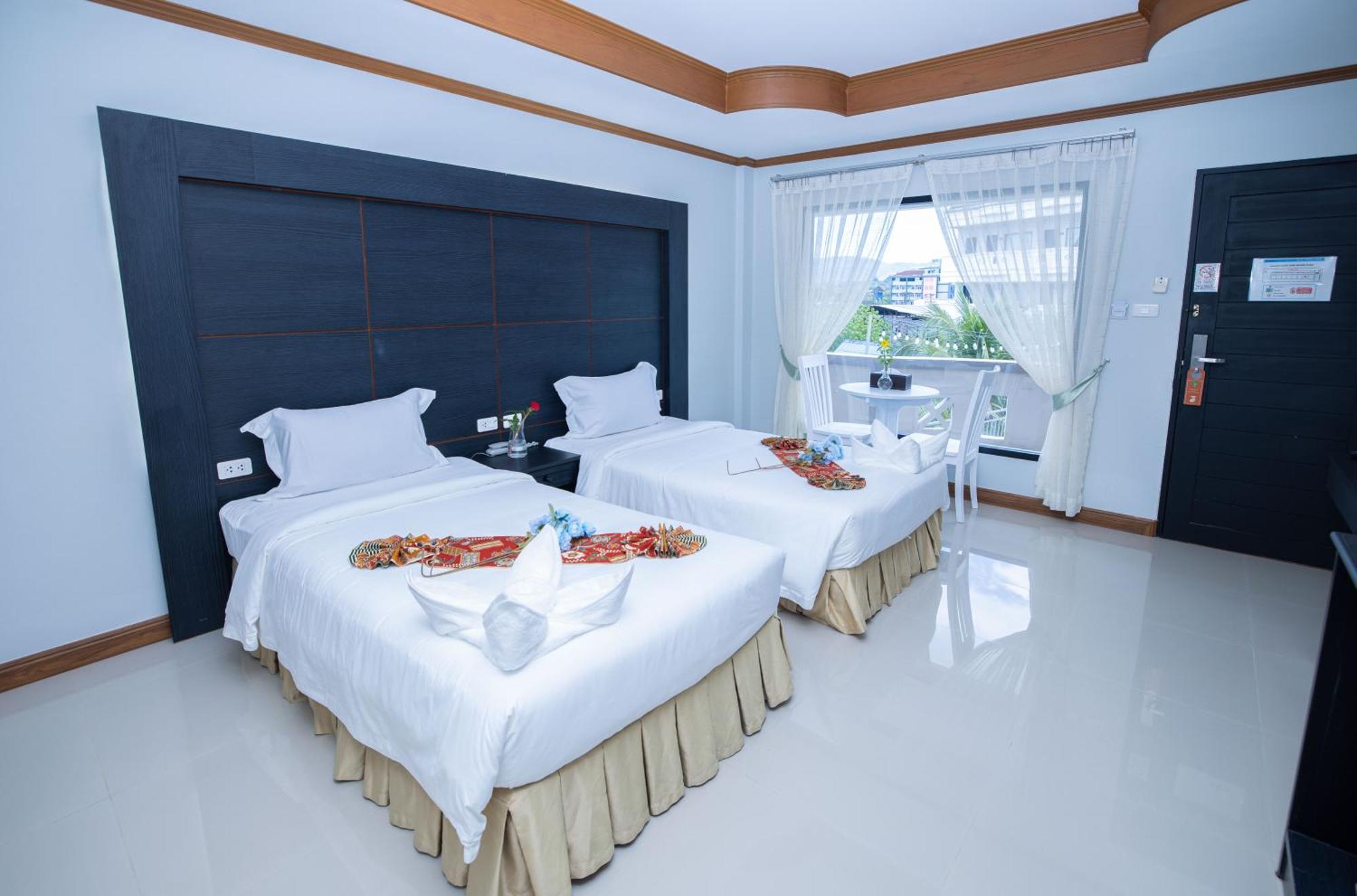 Blue Carina Hotel Пхукет Екстер'єр фото