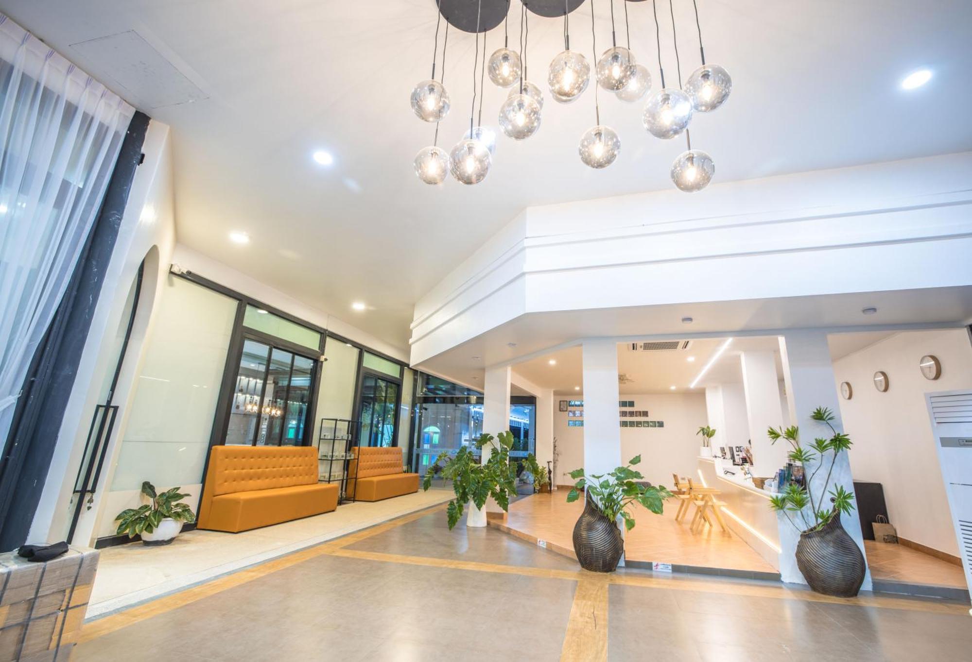Blue Carina Hotel Пхукет Екстер'єр фото
